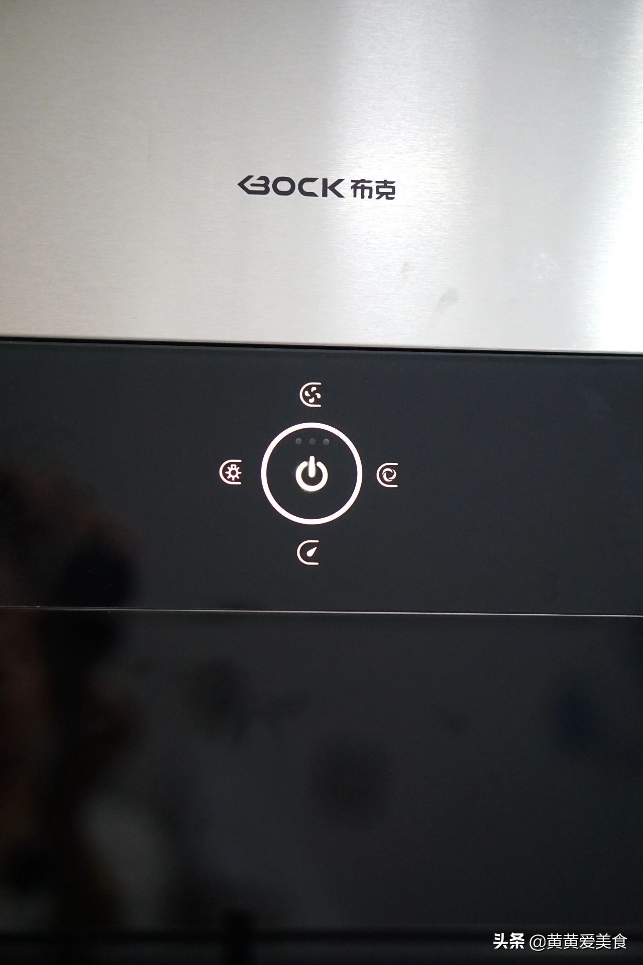 低空拦截油烟好处,布克油烟机怎么自动清洗