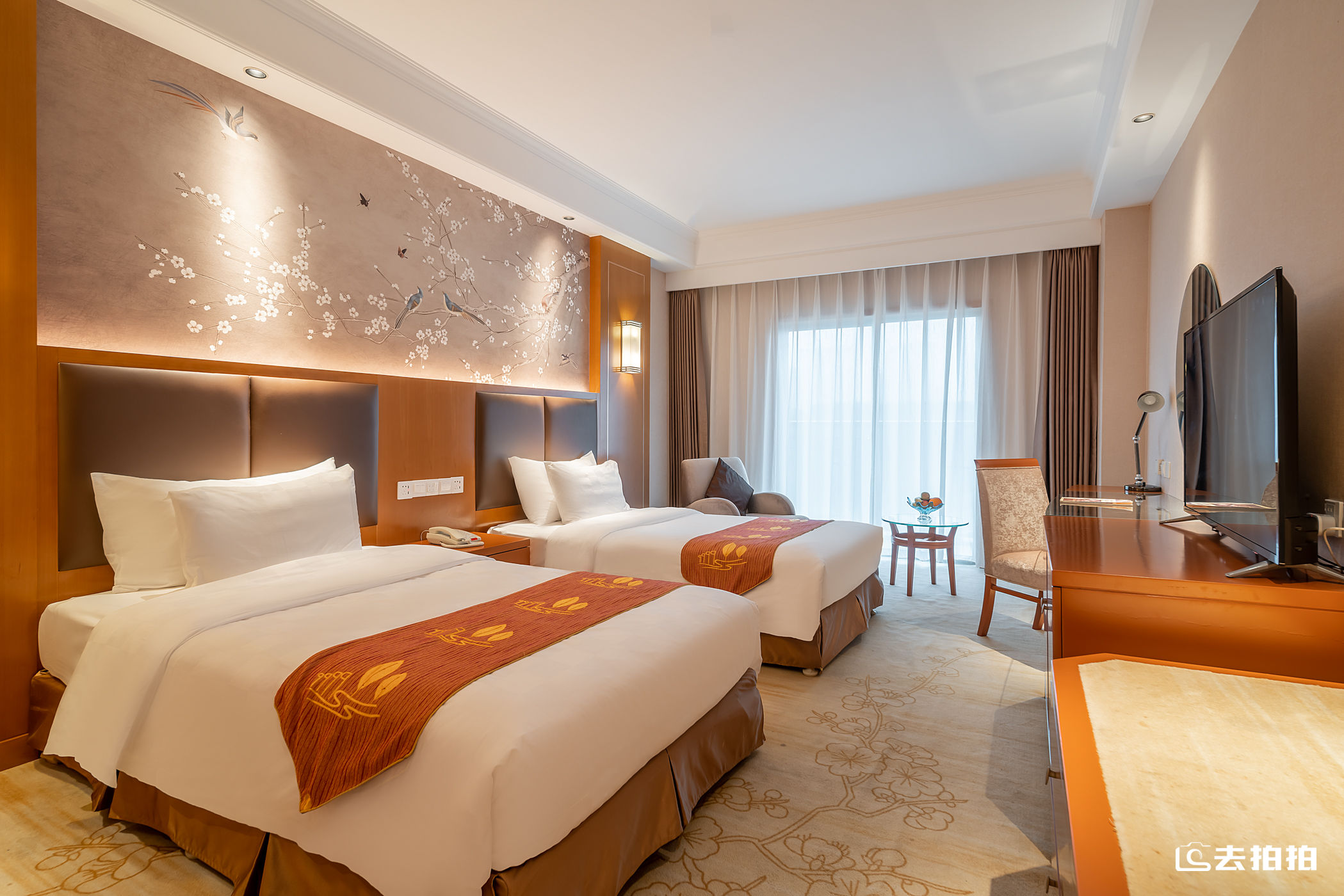 去拍拍蓝海酒店l做一片有温度的“蓝海”