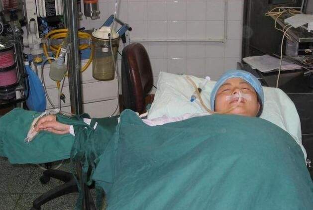 剖腹产“粘连”有多危险？产科医生说出了实情，这2种产妇别大意