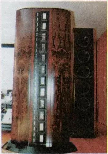 MAN毒说-有钱人的快乐根本想象不到,二十年前的壕是怎么玩游戏的