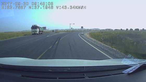 13000公里新手独驾*疆新**日记第23天——塔克拉玛干沙漠陷车自救