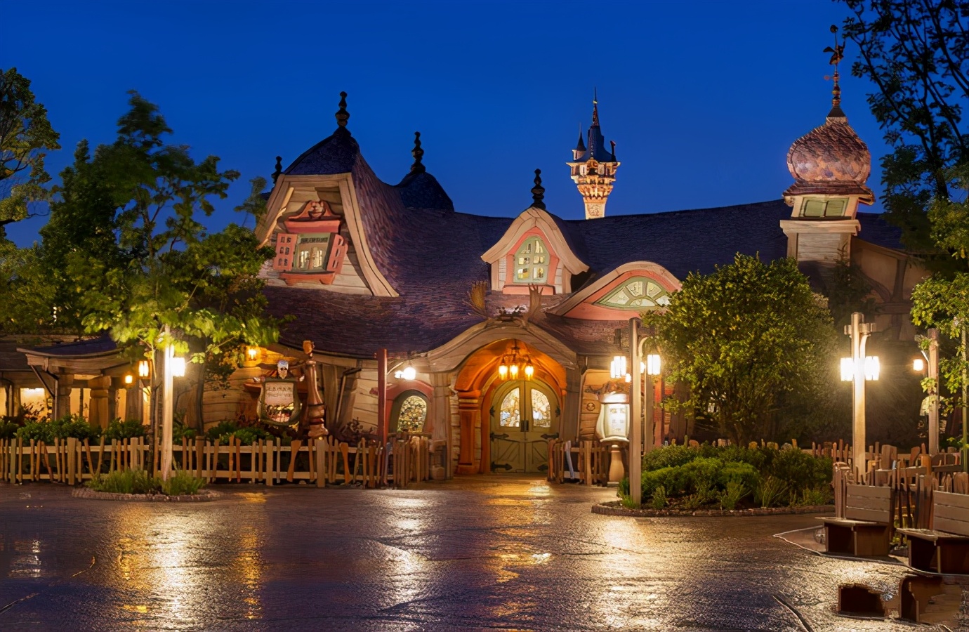 上海迪士尼乐园攻略方法,上海迪士尼乐园全隐藏攻略