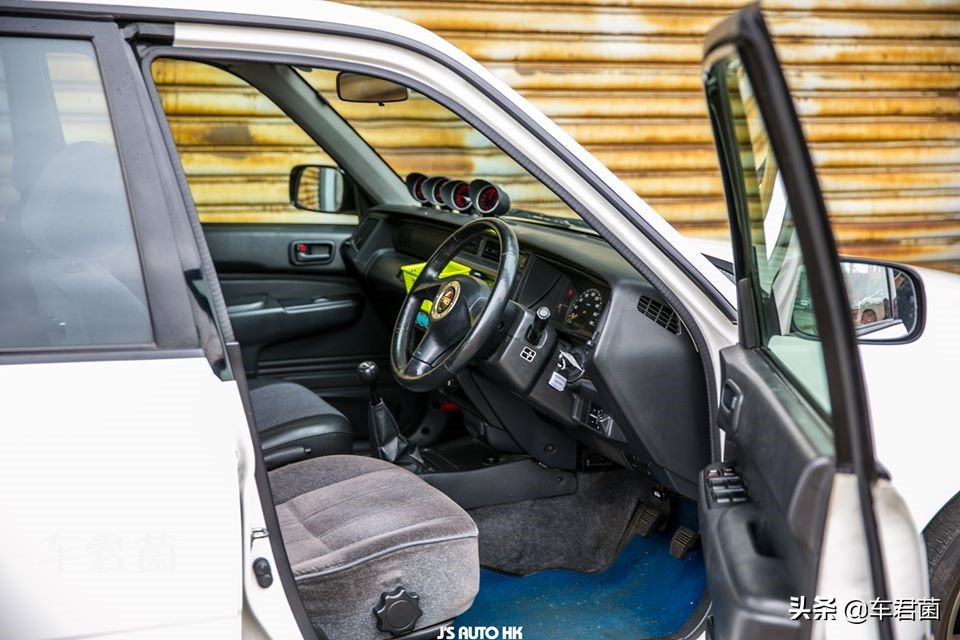 丰田皇冠出租车多美卡,丰田皇冠老款出租车