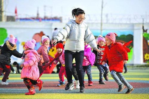 被自家宝宝咬出血了怎么办,宝宝被同学咬到有红印