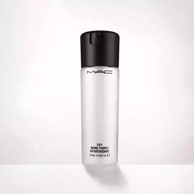 定妆粉粉饼定妆喷雾哪个效果好,colorkey珂拉琪hellokitty粉饼测评