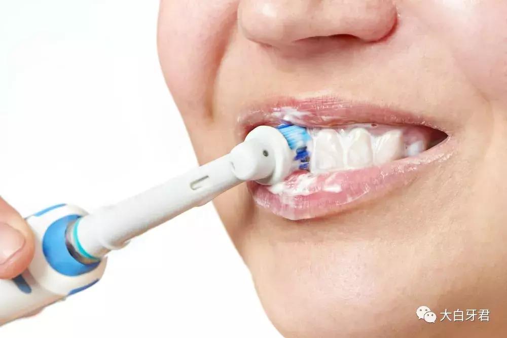 欧乐bd12电动牙刷刷牙正确方法,电动牙刷快速舒适刷牙的必备品