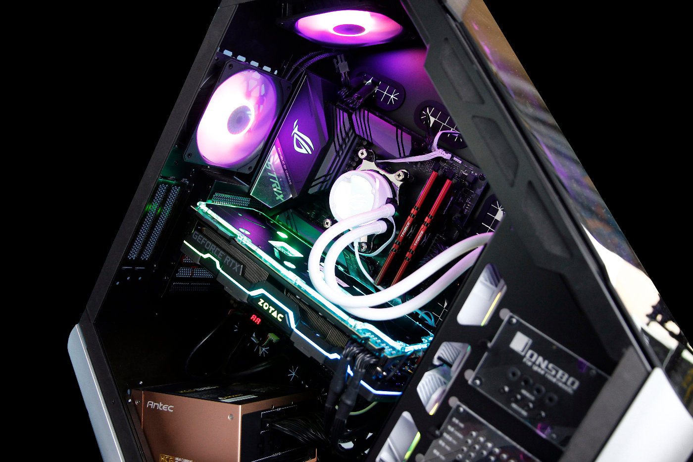 十铨火神和冥神哪个好,十铨火神ddr43200怎么样