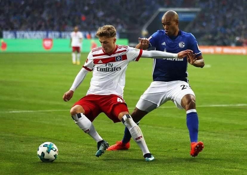 对于USMNT球迷来说，重量级的德甲联赛的回归尤其耐人寻味