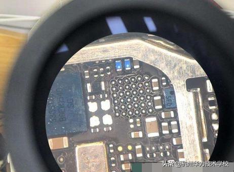 浜屼慨缇庣増iphone,鏉窞鑻规灉鎵嬫満缁翠慨涓撲笟