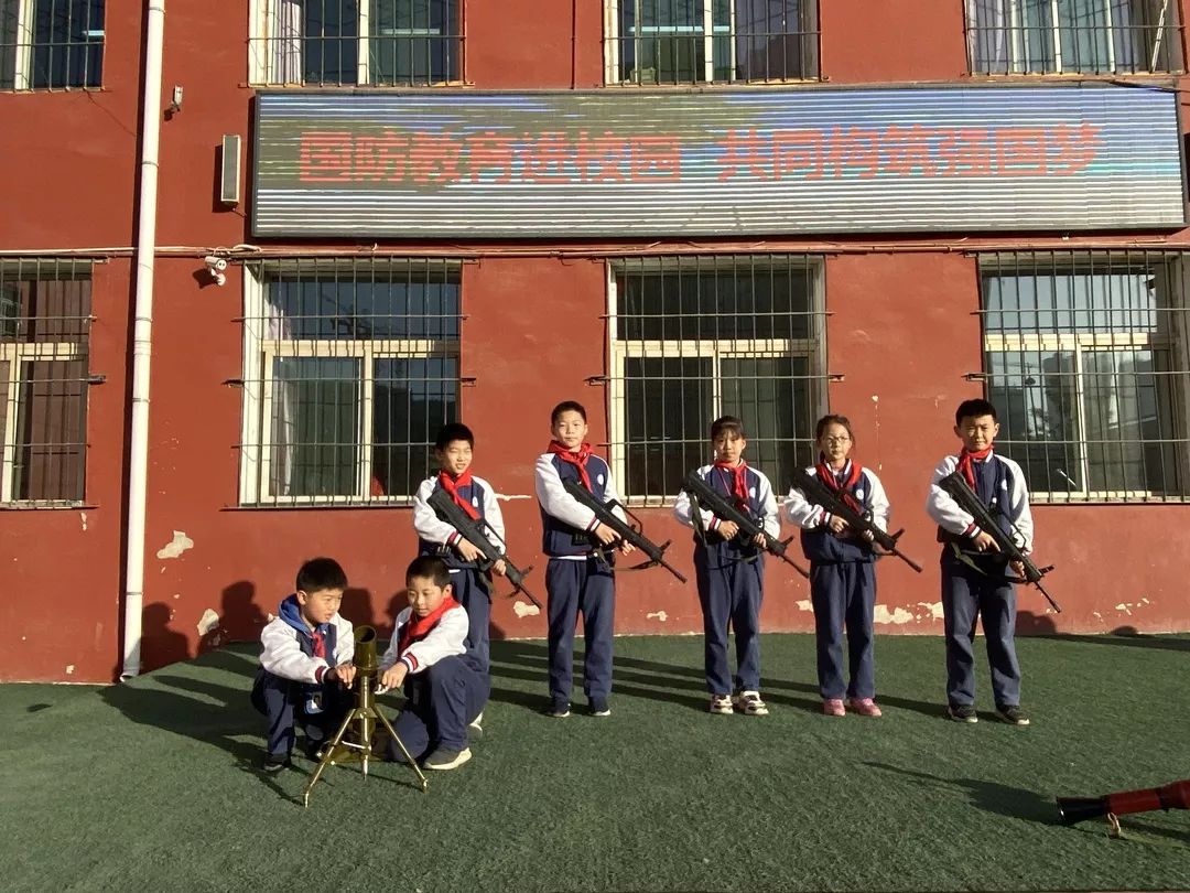 小学国防教育进校园,县街小学国防教育