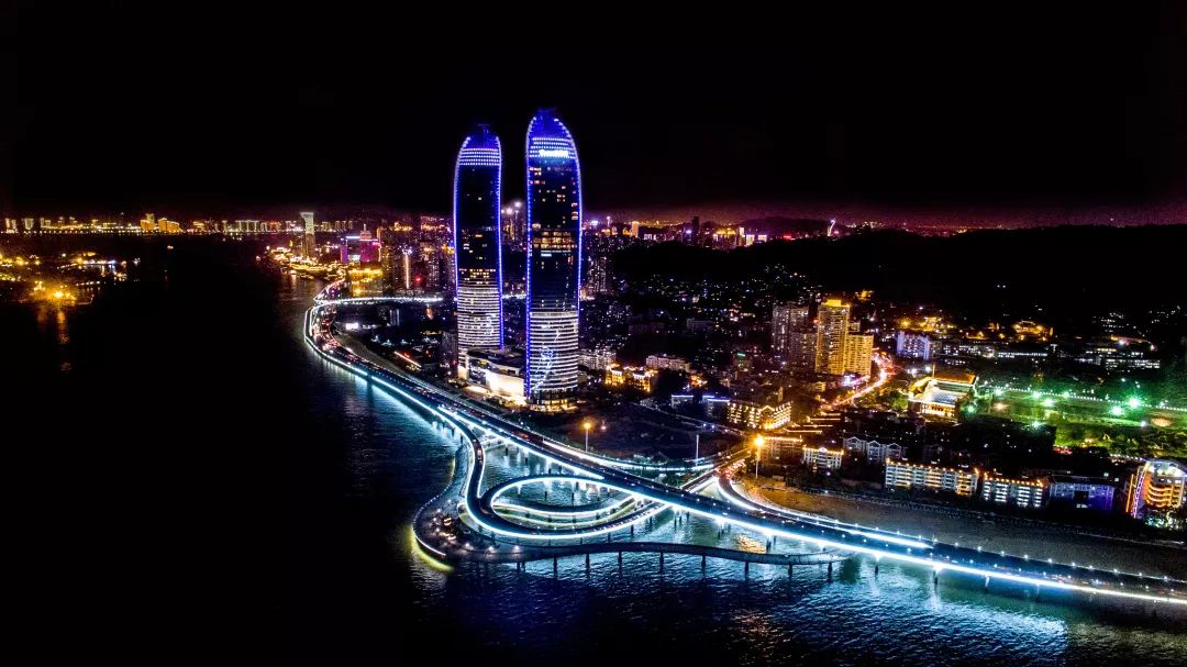 绂忓窞鍒板帵闂ㄦ梾娓告敾鐣ヨ嚜鐢辫,鍘﹂棬鏃呮父鏀荤暐涔﹀摢绉嶆瘮杈冨ソ