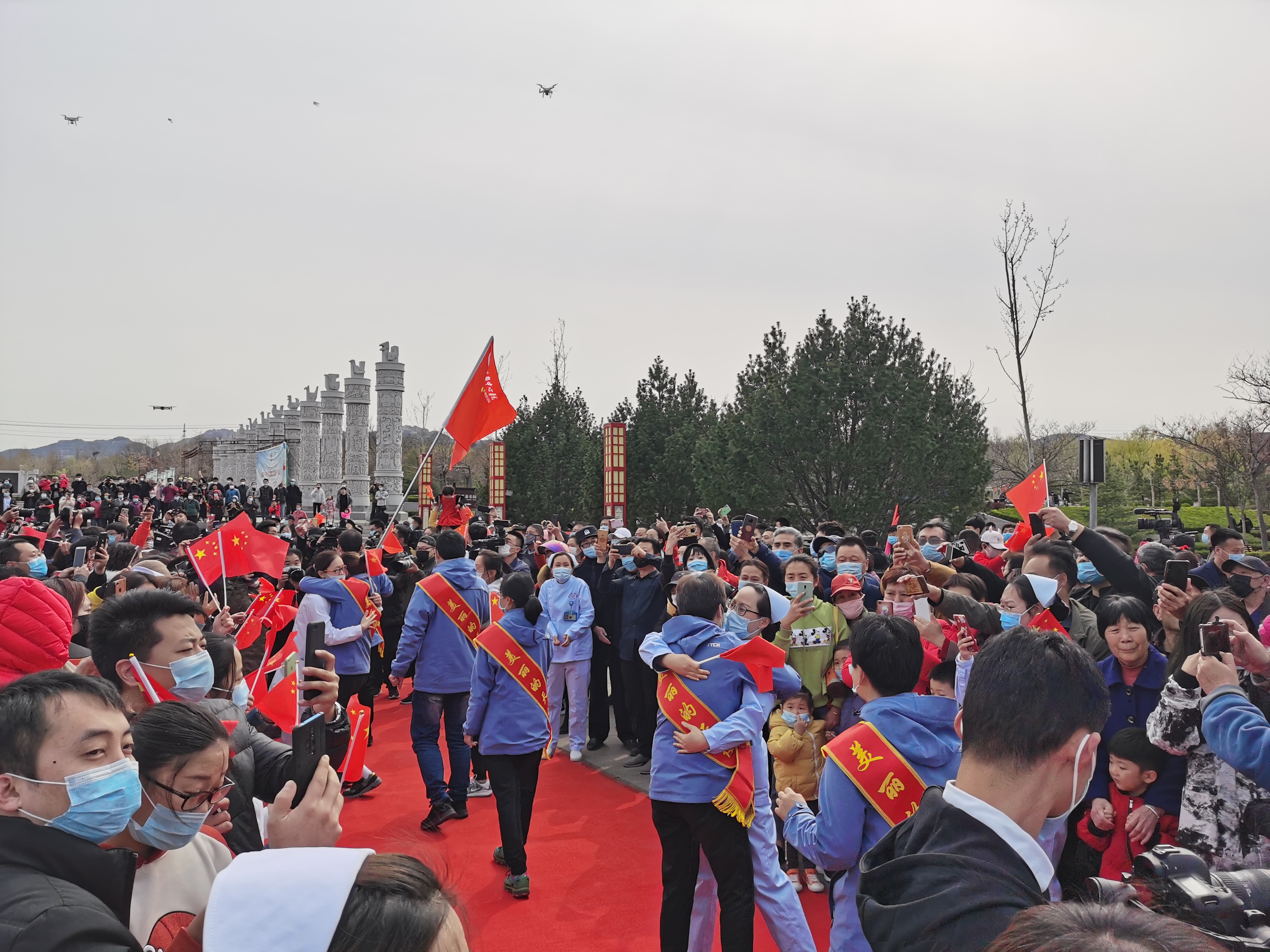 英雄归来最高礼遇抖音,英雄归来最高礼遇视频