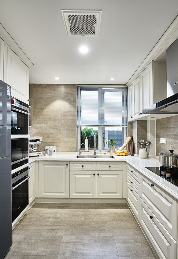 夏天在厨房热怎么降温,小餐馆厨房夏天怎么降温