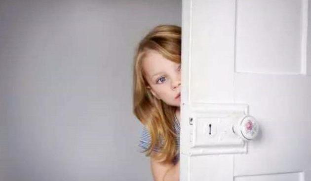 孩子怎么克服胆小心理,孩子胆小慢热玻璃心父母怎么做