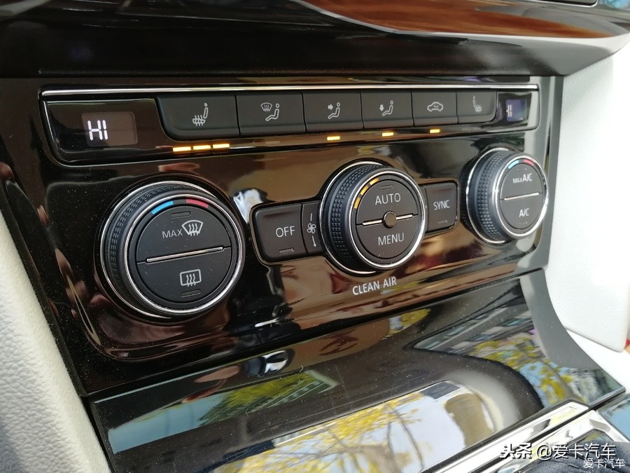 为爱车凌渡交个作业，混迹论坛许久一直没有发发自己的车呢