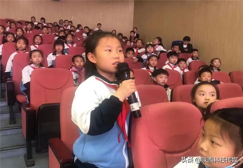 书香学校读书月活动,第三届书香校园读书月活动