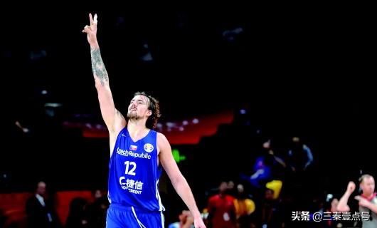 中国捷克足球赛况,中国和捷克足球比赛结果