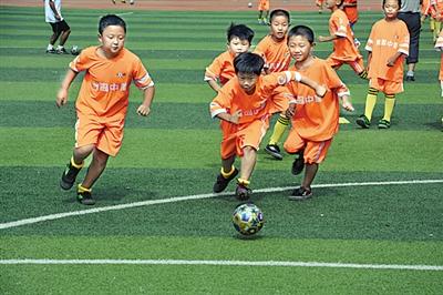 金钱和外教救不了中国足球，要改变需要“从头再来”！