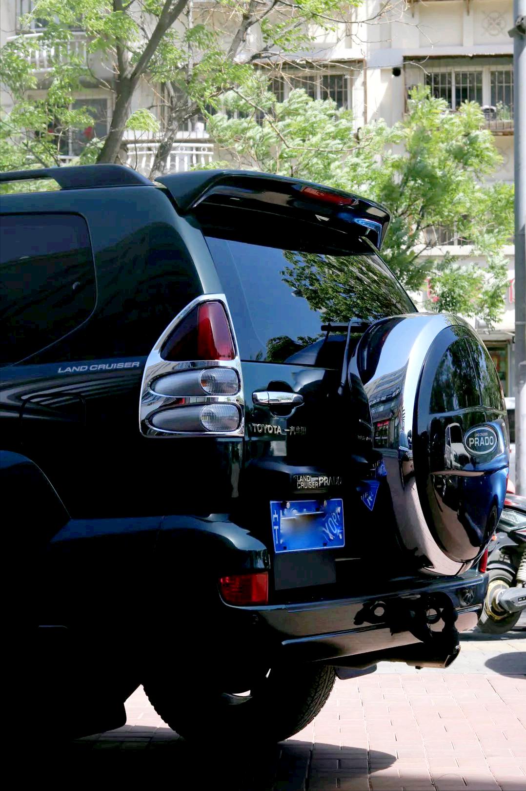 经典老车丰田lc90翻新复活,老款普拉多120翻新