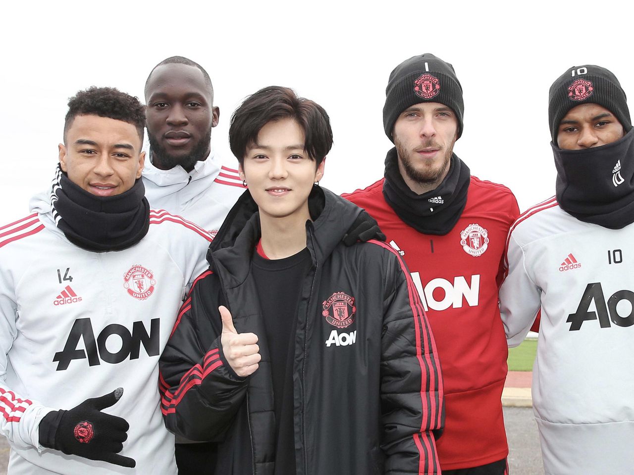 鹿晗解说足球,鹿晗解说足球世界杯