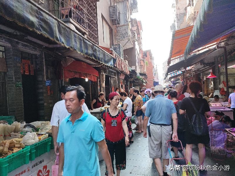 柳州青云菜市菜便宜,柳州青云菜市小吃