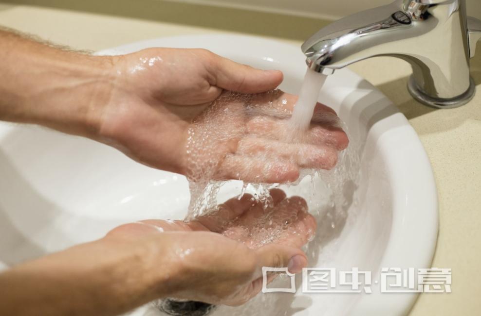 卫生间洗手池下水管堵塞疏通方法,厨房洗手池堵住了怎么疏通