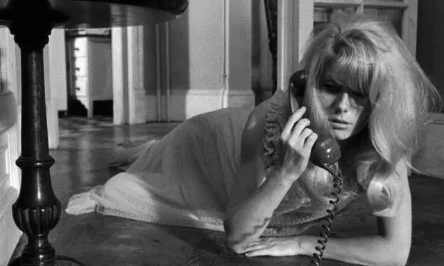 在这部片中,波兰斯基拍出了也许是影史上最传神的女精神病患者