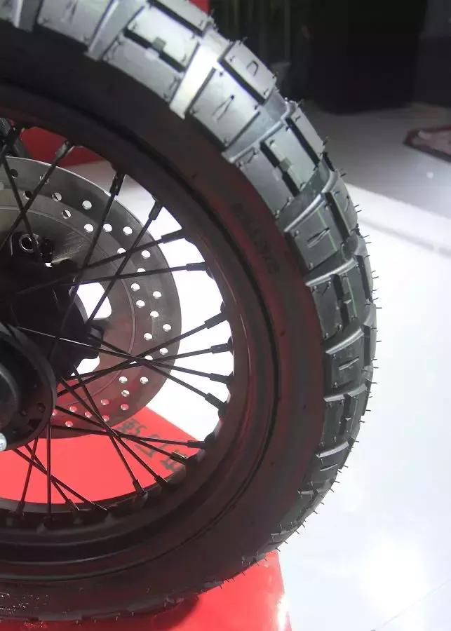 mini科尔维特多少钱一辆,克尔维特兰博300复古跑车