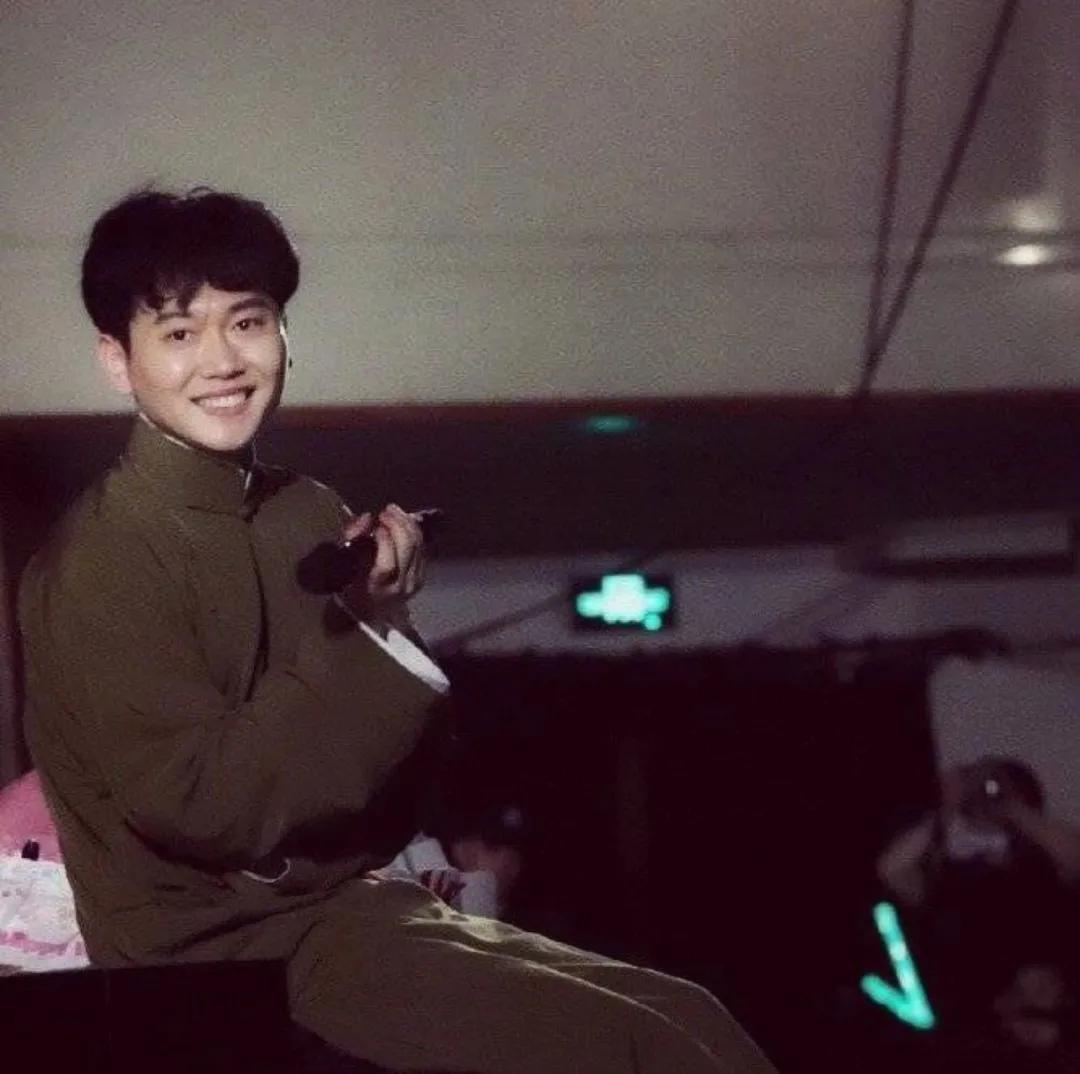 100张好看不常见的微信头像,适合中年女人高雅的微信头像