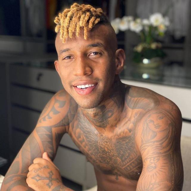 塔利斯卡头图片,塔利斯卡换发型平头哥