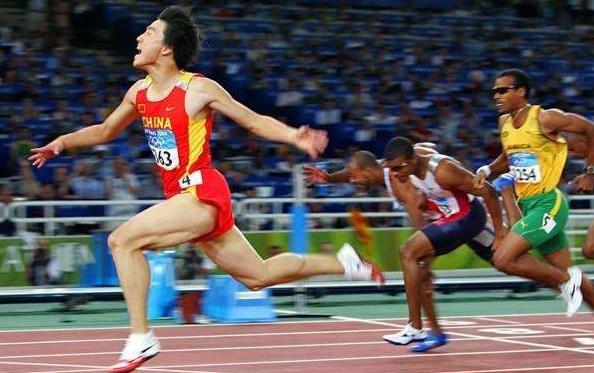 中国体坛足球名将排名,中国体坛第一人气巨星