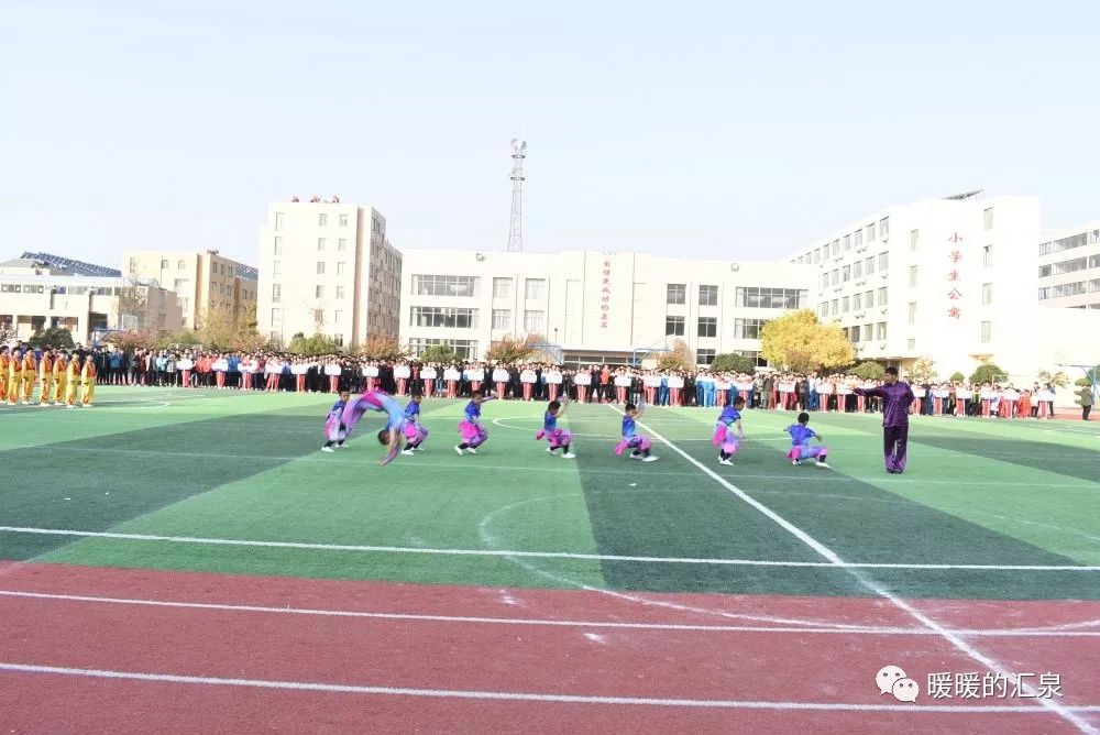 绿茵追梦足球视频,校园足球绿茵