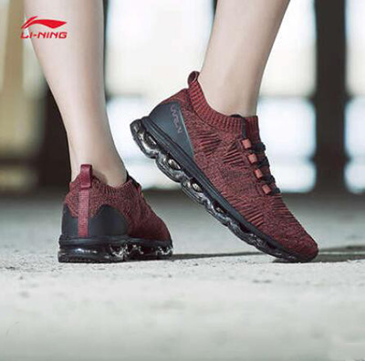 香港品牌运动鞋十大排名,运动鞋男款十大品牌大全