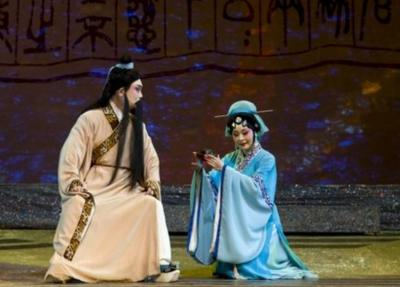 关汉卿戏剧中的文人形象共同点,关汉卿是一个怎样的浪子形象