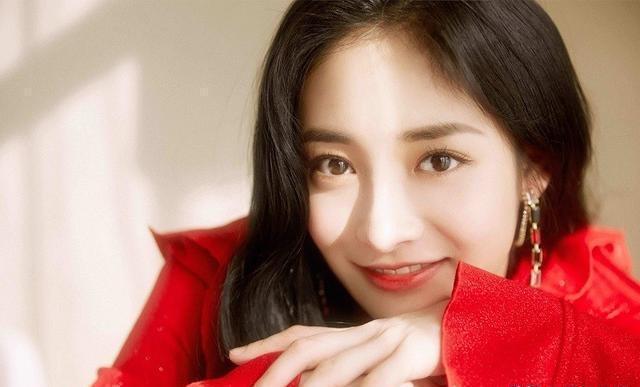 一眼就会吸引人的星座女,让人容易心生欢喜的星座女