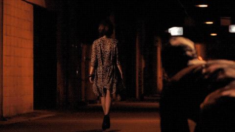 年均66岁的豹纹大妈团火了！唱rap，跳电音，连总理都点赞