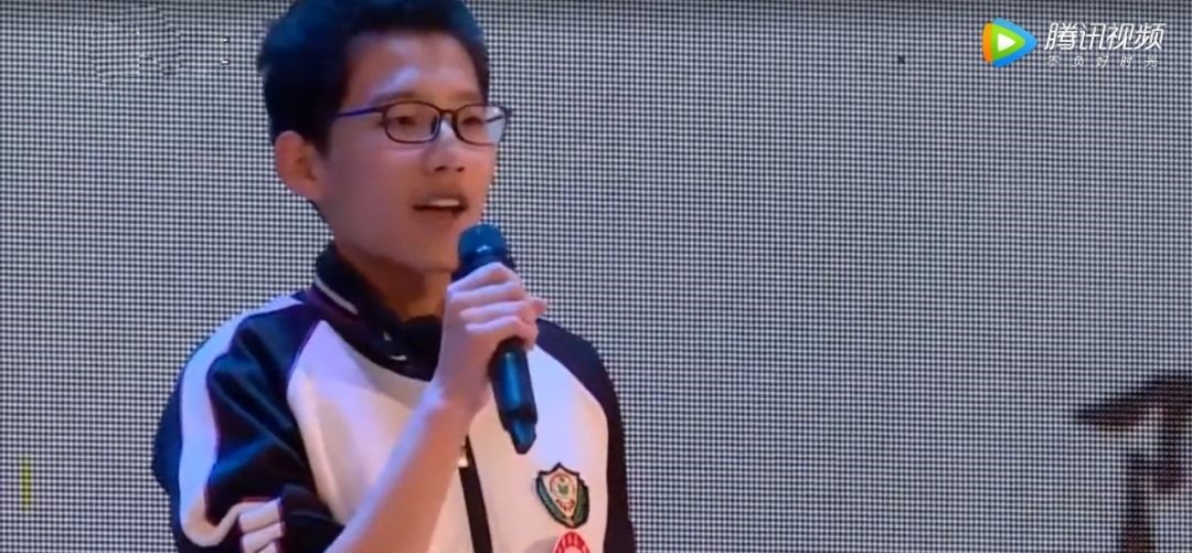 对衡水中学张锡峰演讲的看法500字,张雪峰衡水中学演讲完整视频2019