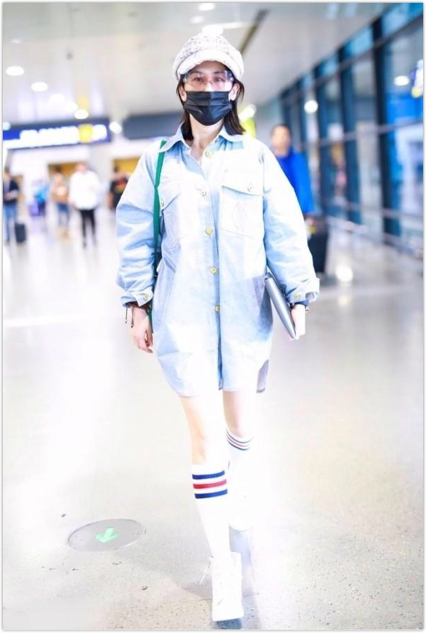 长腿女生穿长筒袜,长筒袜学院风秋冬