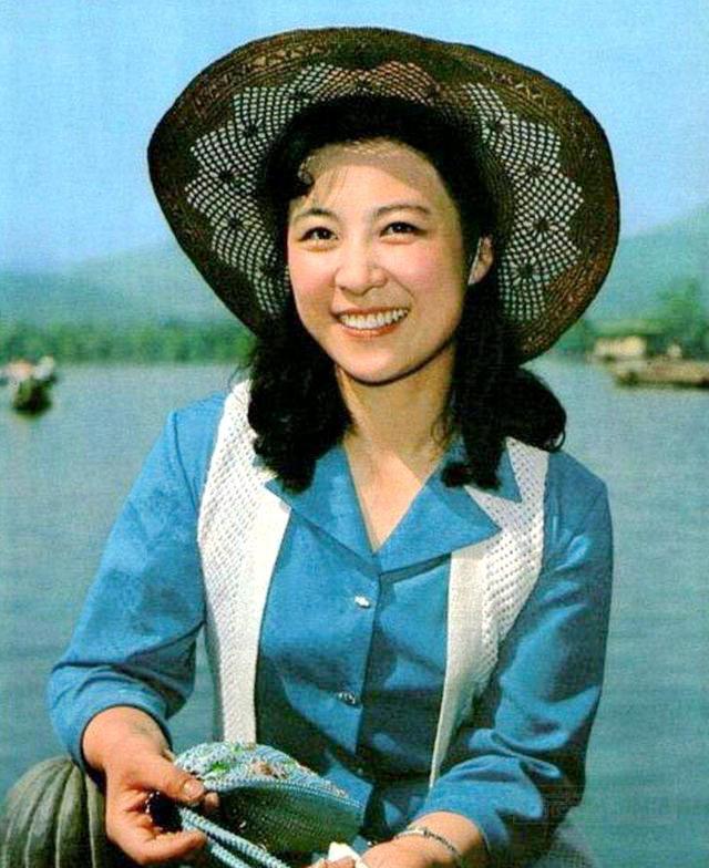 和丈夫携手到老,儿子是她的骄傲,72岁的王馥荔如今过得怎样?