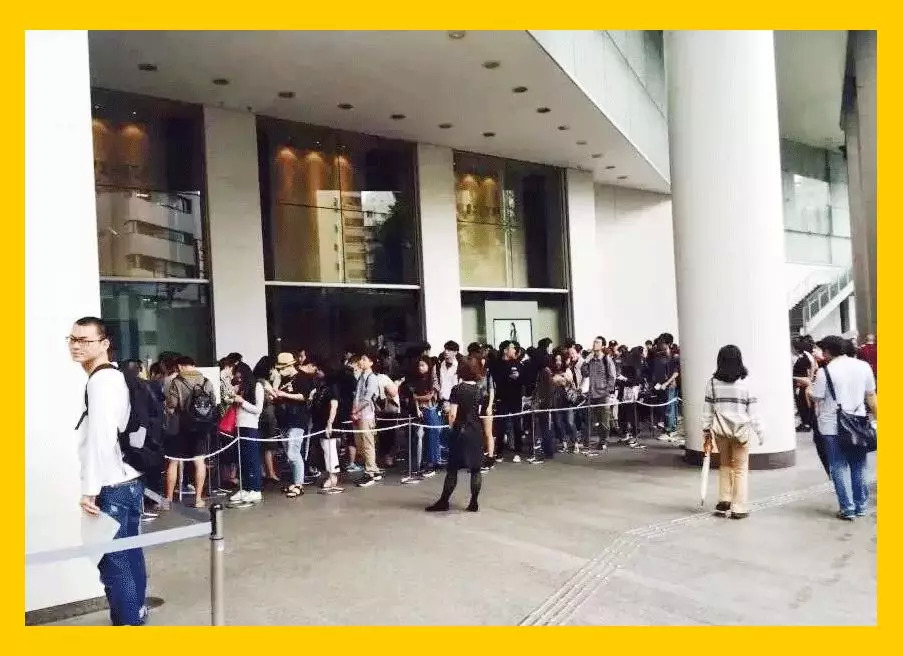 十大必买鞋包排行榜,十大必买经典款包包鞋