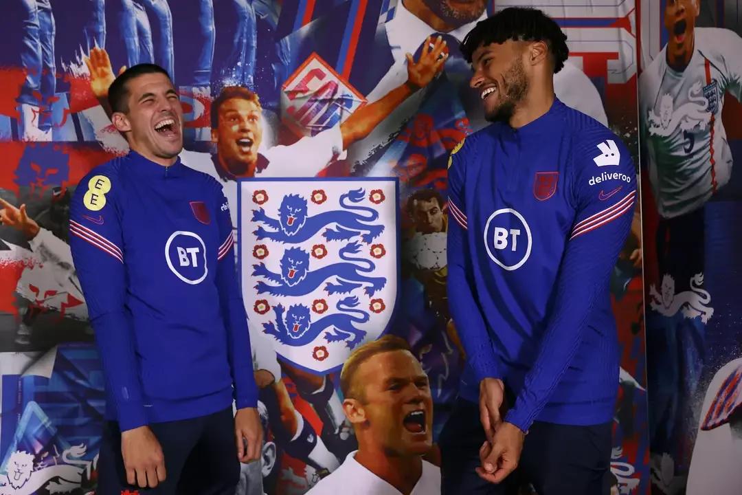 有钱人玩的足球,有钱人才玩的球