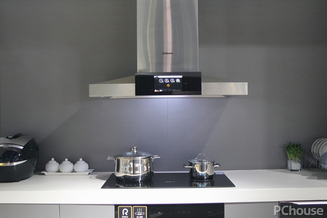 油烟机怎么选择比较好用好打理,油烟机怎么选既经济又实惠