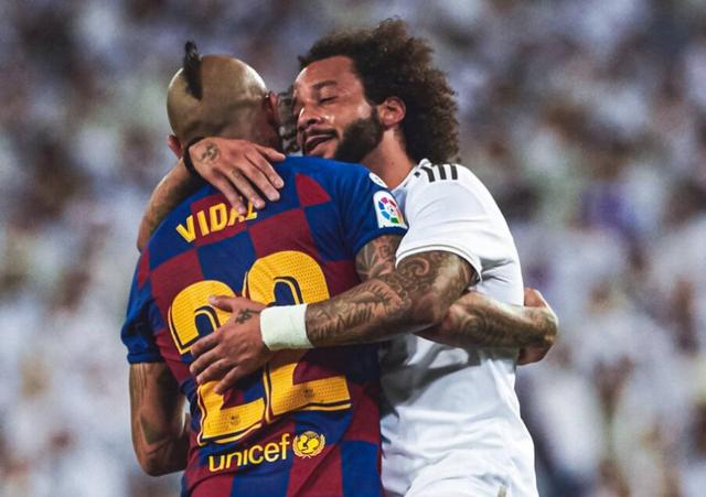 传控的阵型容易打角球吗,传控打法很难看吗