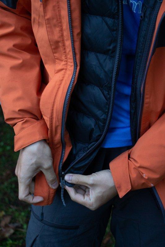 哥伦比亚冲锋衣测评可以上雪山吗,哥伦比亚冲锋衣绿色拼接