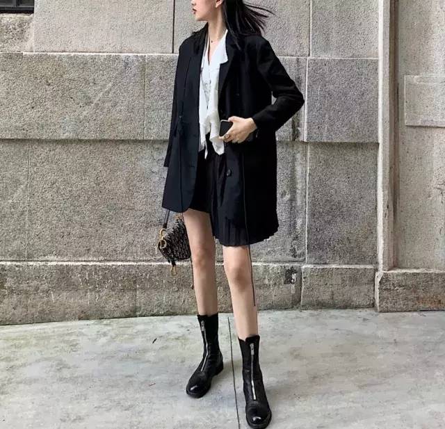 冬天短靴穿什么号,冬天哪种高跟短靴好看