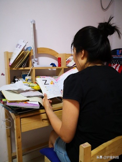 儿童升降学习桌值得买吗,儿童学习桌有必要买吗