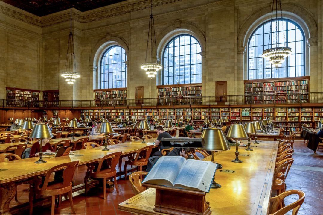 到这个大街小巷都能拍出ins风网红照的地方，过不一样的异域春节