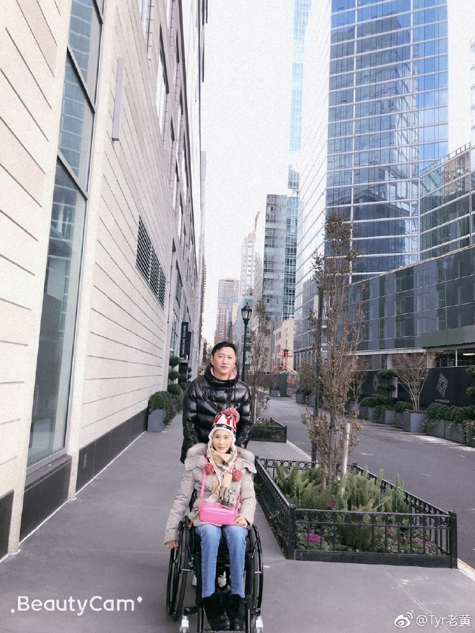 桑兰赴美不光是旅游！时隔7年再见治疗师，他们惊讶桑兰孩子快5岁