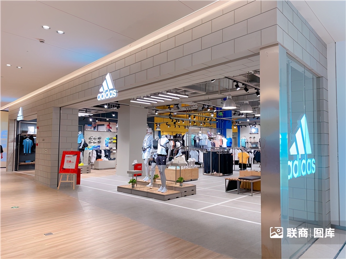 除了高达，中国首家LaLaport啦啦宝都还带来哪些惊喜？