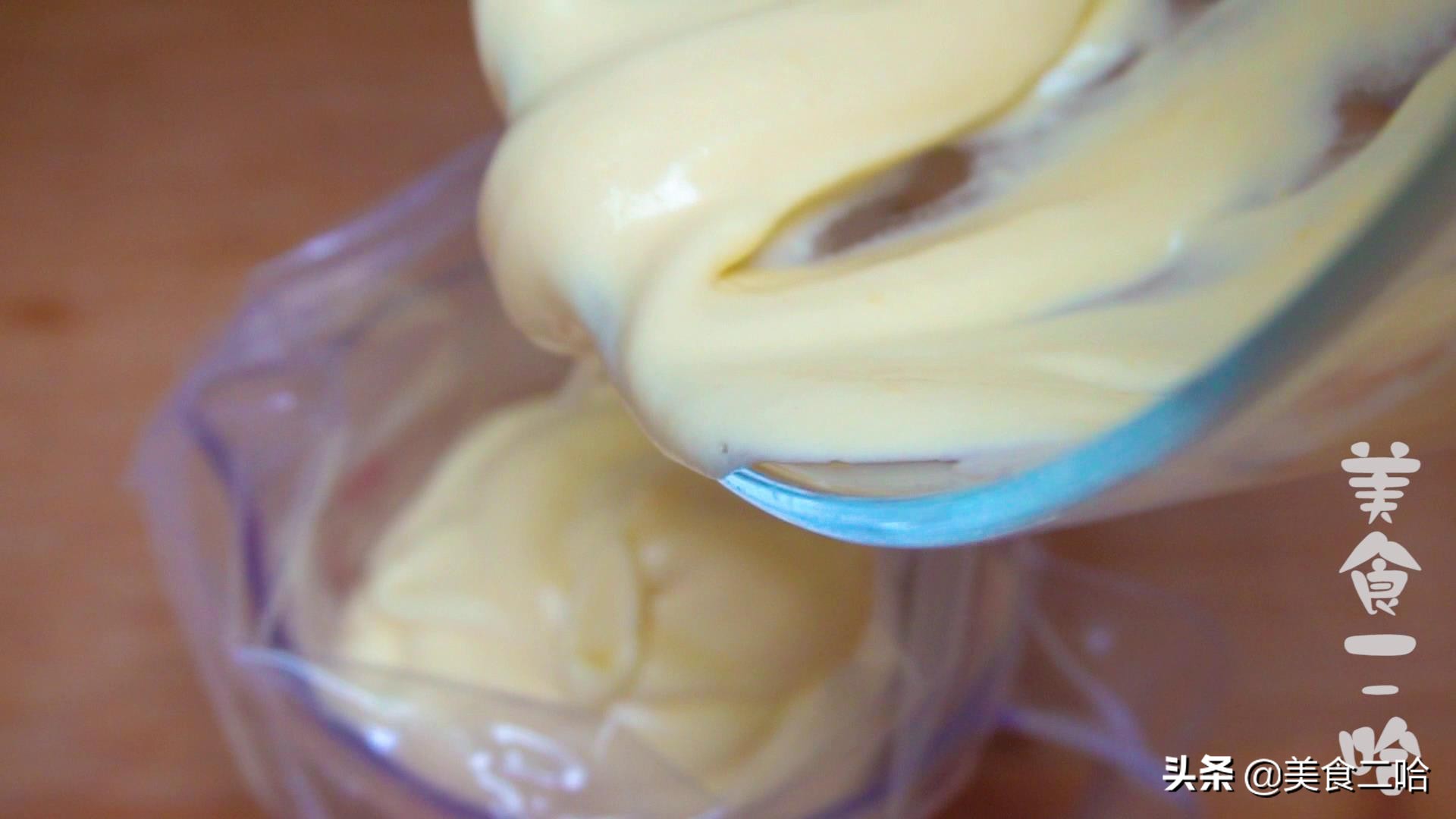 蛋糕胚怎样做不用烤箱用电饭煲,蛋糕怎么做的蓬松柔软不用烤箱